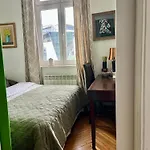Historijski Luksuz U Starom Gradu, Garage Parking *