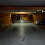Historijski Luksuz U Starom Gradu, Garage Parking * سراييفو