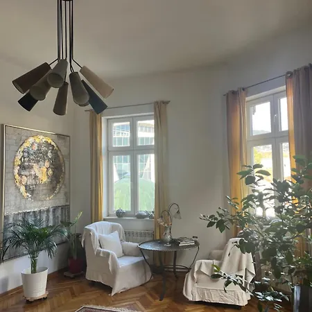 Apartamento Historijski Luksuz U Starom Gradu, Garage Parking *