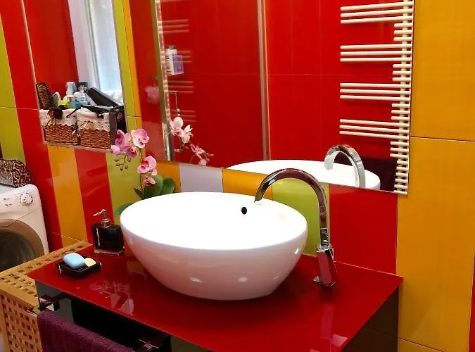 Historijski Luksuz U Starom Gradu, Garage Parking Appartement Sarajevo